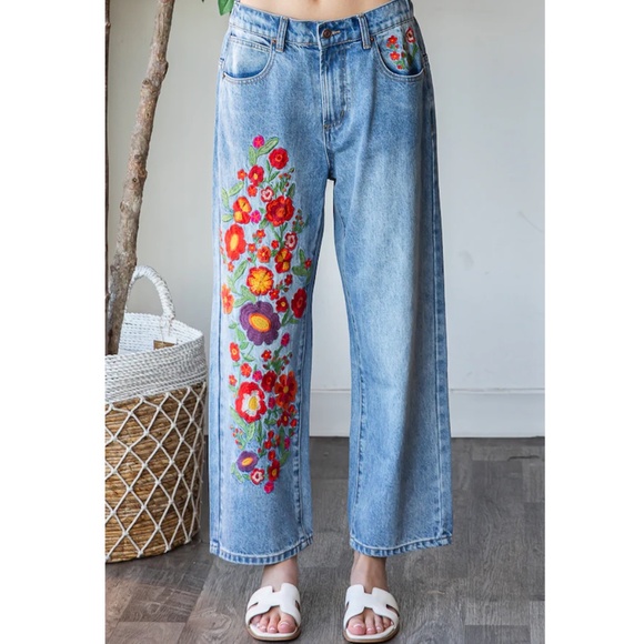 Snoly Women's Summer Embroidery Floral Denim Capri Pants - Elastic Waist, Blue, Small - View #6